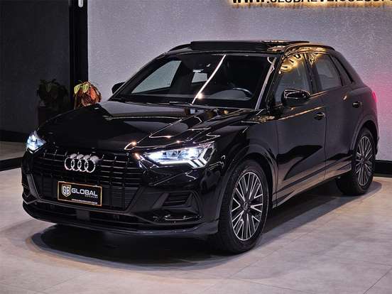 AUDI-Q3-2021