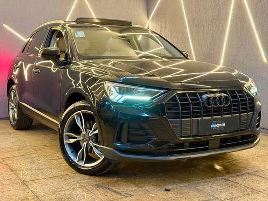AUDI-Q3-2019