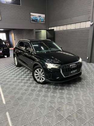 AUDI-Q3-2020