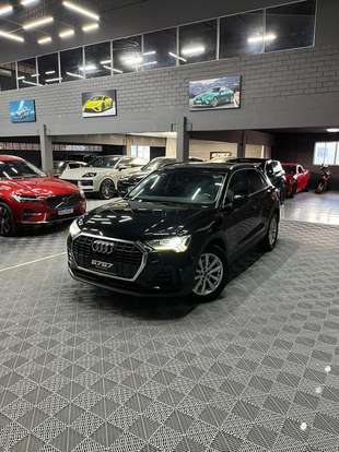 AUDI-Q3-2020