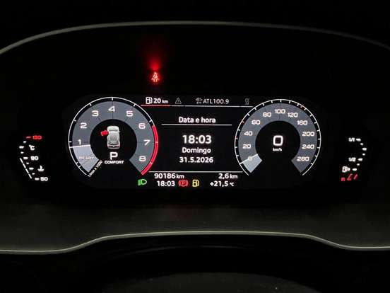 AUDI-Q3-2020