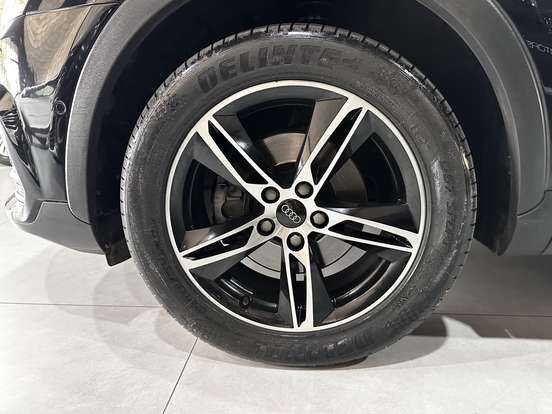 AUDI-Q3-2018