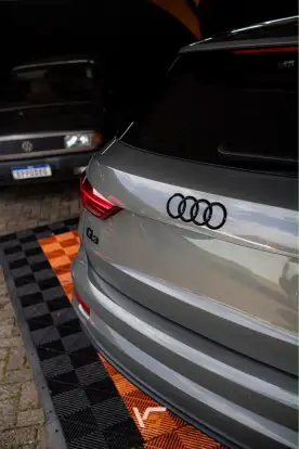 AUDI-Q3-2024