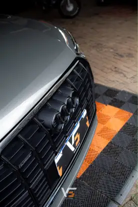 AUDI-Q3-2024