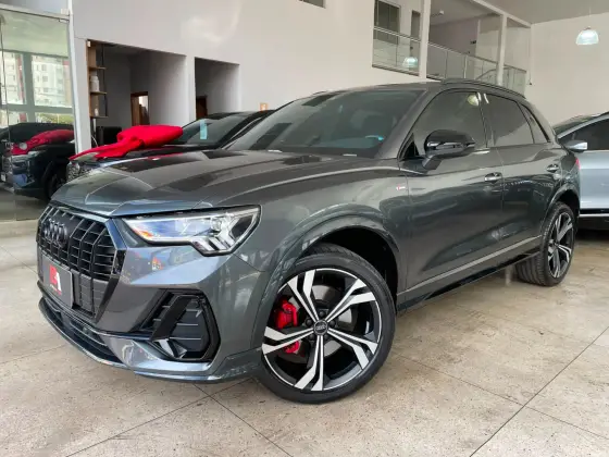 AUDI Q3 2.0 40 TFSI GASOLINA PERFORMANCE BLACK QUATTRO TIPTRONIC