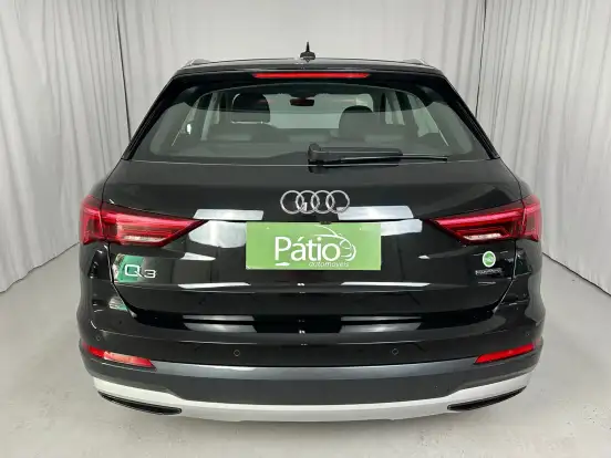 AUDI-Q3-2024
