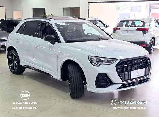 AUDI-Q3-2024