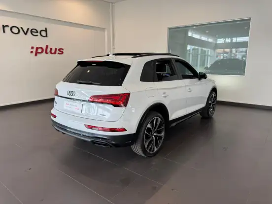 AUDI-Q5-2024