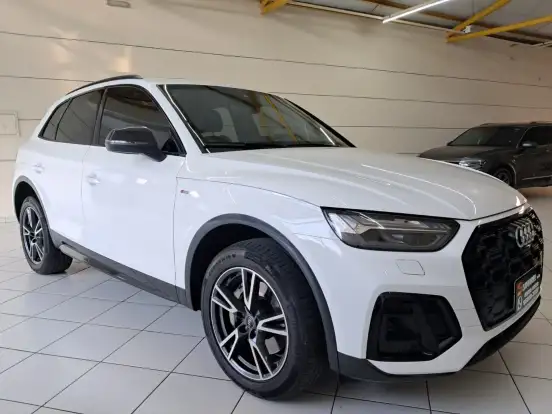 AUDI-Q5-2023
