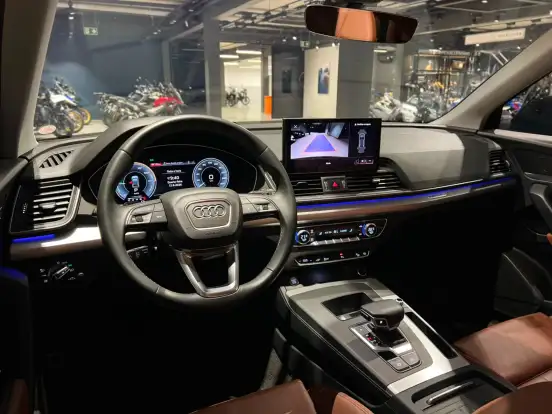 AUDI-Q5-2024