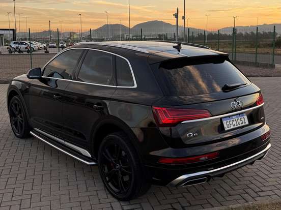 AUDI-Q5-2.0 45 TFSI GASOLINA S LINE BLACK QUATTRO S TRONIC AUDI-Q5-2022