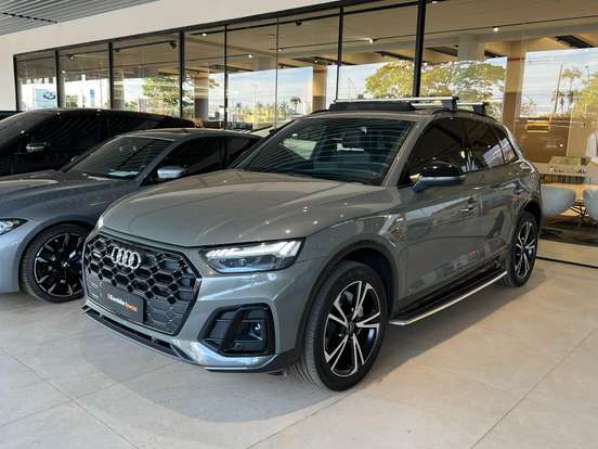 AUDI-Q5-2023