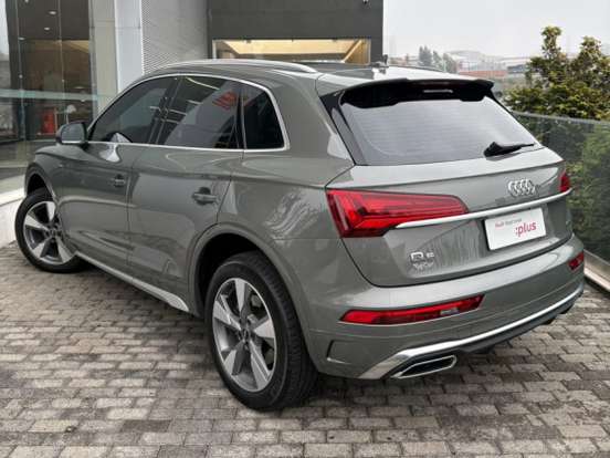 AUDI-Q5-2024