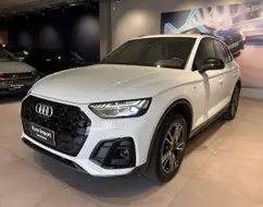 AUDI Q5 2.0 55 TFSIE PHEV PERFORMANCE BLACK QUATTRO S TRONIC AUDI Q5 2.0 55 TFSIE PHEV PERFORMANCE BLACK QUATTRO S TRONIC