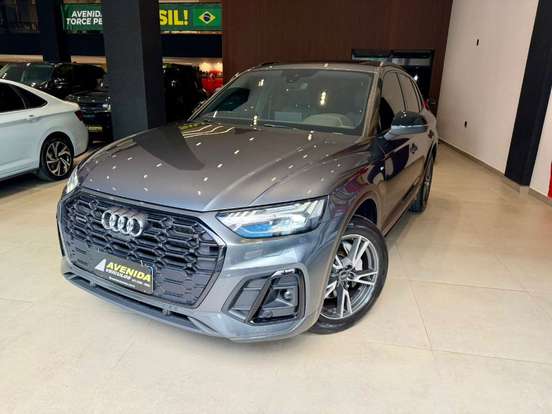 AUDI-Q5-2024