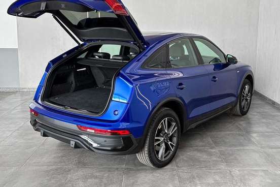 AUDI-Q5-2022