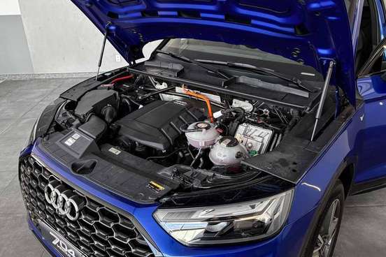 AUDI-Q5-2022