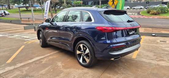 AUDI-Q5-2025