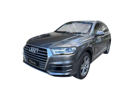 AUDI-Q7-2018