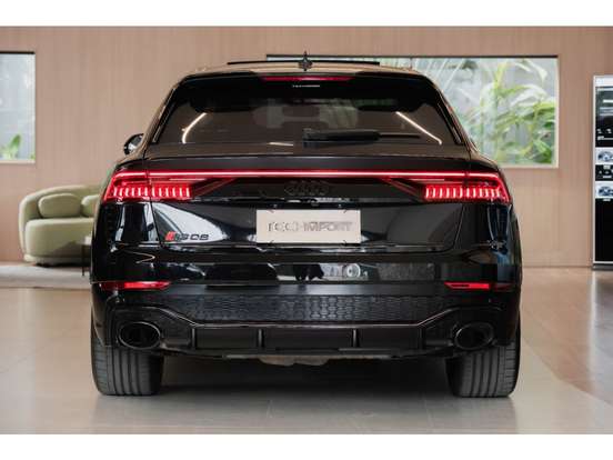 AUDI-RS Q8-2020