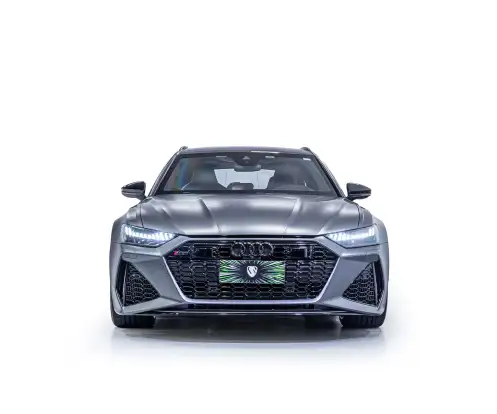AUDI-RS6-2020