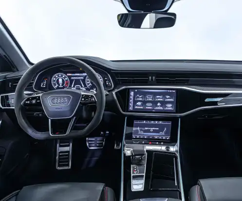 AUDI-RS6-2020