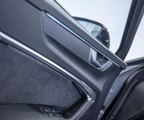 AUDI-RS6-2020