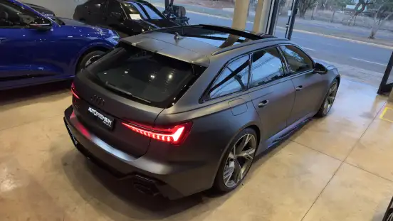 AUDI-RS6-2024