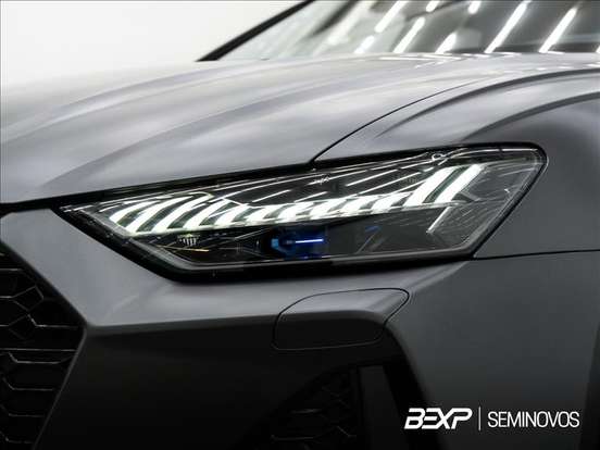 AUDI-RS6-2022