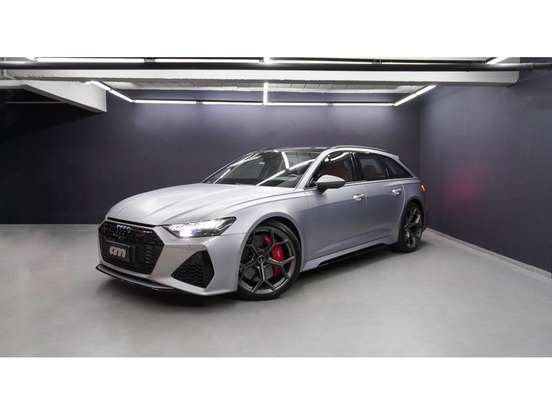 AUDI-RS6-2025