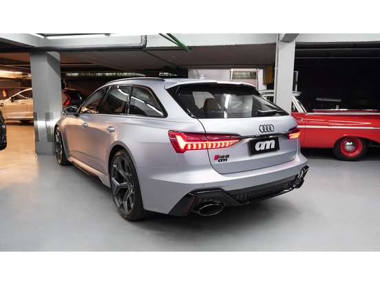 AUDI-RS6-2025