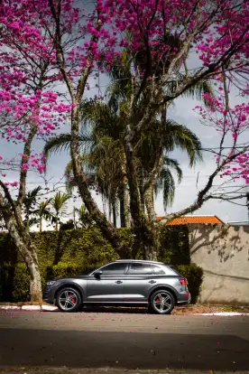 AUDI-SQ5-2017