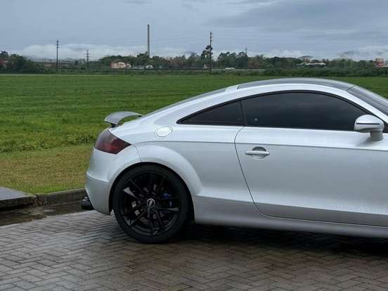 AUDI-TT-2013