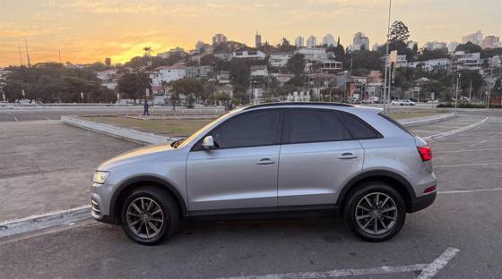 AUDI Q3 2.0 TFSI AMBIENTE QUATTRO 4P GASOLINA S TRONIC