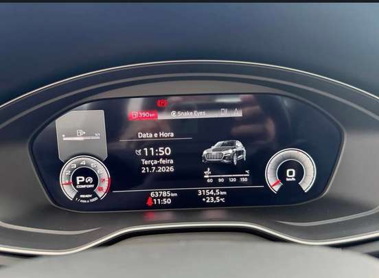 AUDI-Q5-2021