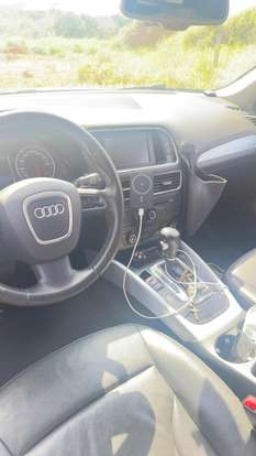 AUDI-Q5-2011