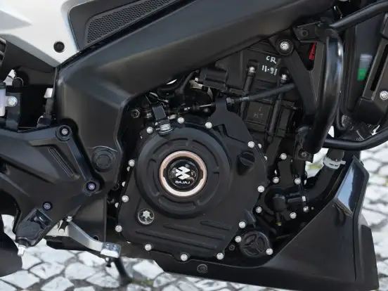 BAJAJ-DOMINAR 250 BAJAJ-DOMINAR 250-2026