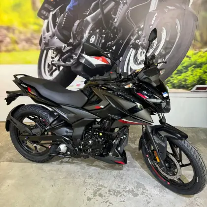 BAJAJ PULSAR N150 