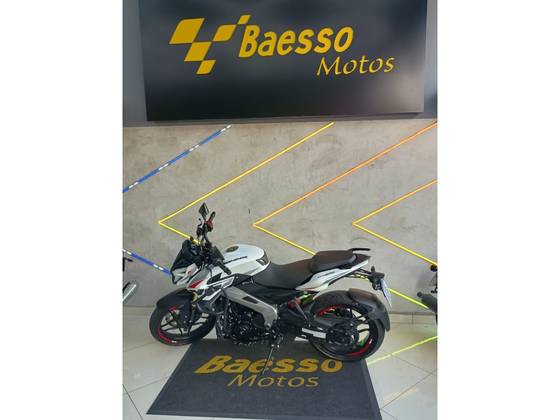 BAJAJ DOMINAR NS400Z 
