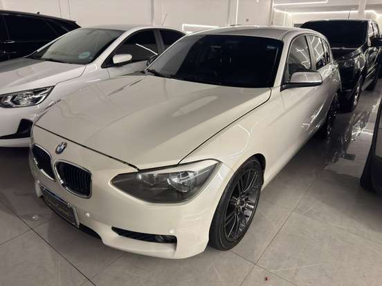 BMW-116i-1.6 16V TURBO GASOLINA 4P AUTOMÁTICO BMW-116i-2013