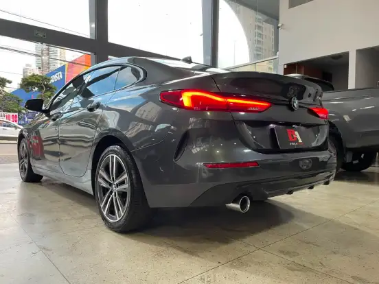 BMW-218i-2020