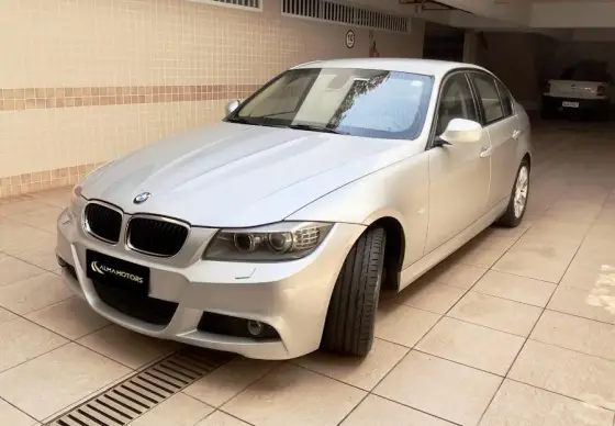BMW 318i 2.0 SEDAN 16V GASOLINA 4P AUTOMÁTICO