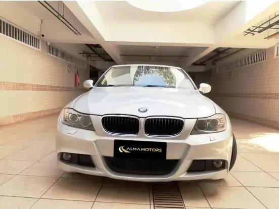 BMW-318i-2.0 SEDAN 16V GASOLINA 4P AUTOMÁTICO BMW-318i-2011