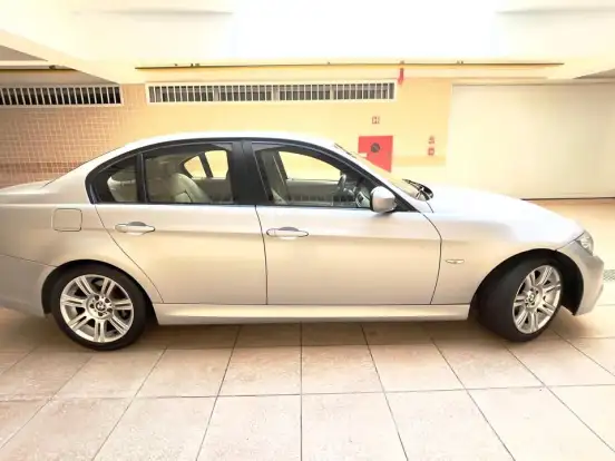 BMW-318i-2.0 SEDAN 16V GASOLINA 4P AUTOMÁTICO BMW-318i-2011