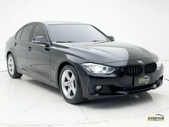 BMW-320i-2013