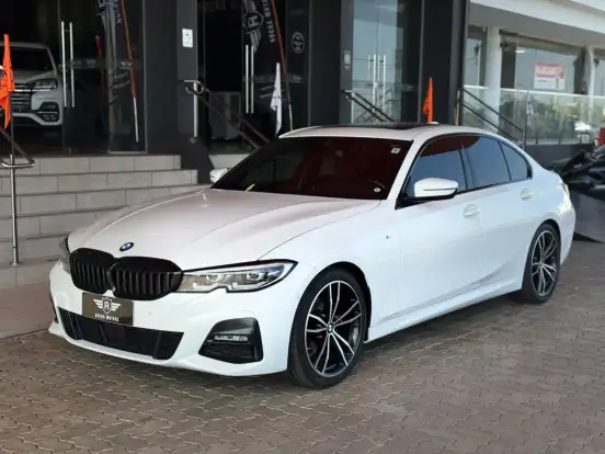 BMW-320i-2.0 16V TURBO FLEX M SPORT AUTOMÁTICO BMW-320i-2022