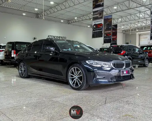 BMW-320i-2021