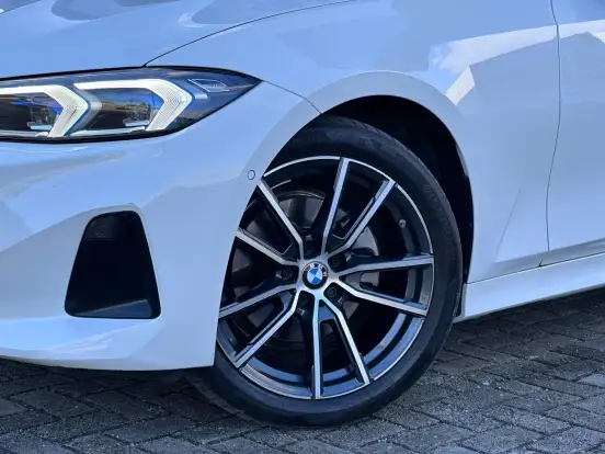 BMW-320i-2.0 16V TURBO FLEX SPORT GP AUTOMÁTICO BMW-320i-2022