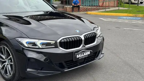 BMW-320i-2024