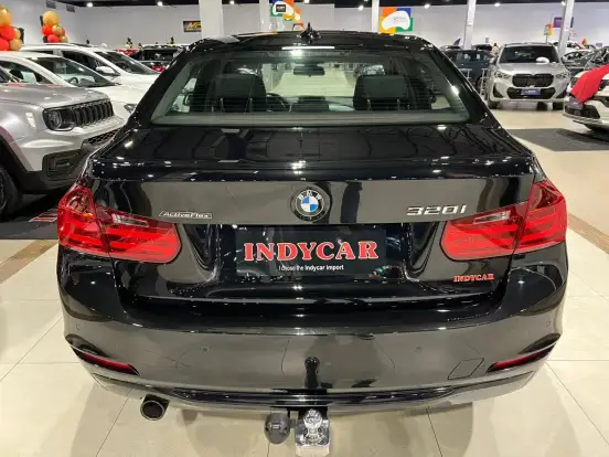 BMW-320i-2.0 SPORT 16V TURBO ACTIVE FLEX 4P AUTOMÁTICO BMW-320i-2015